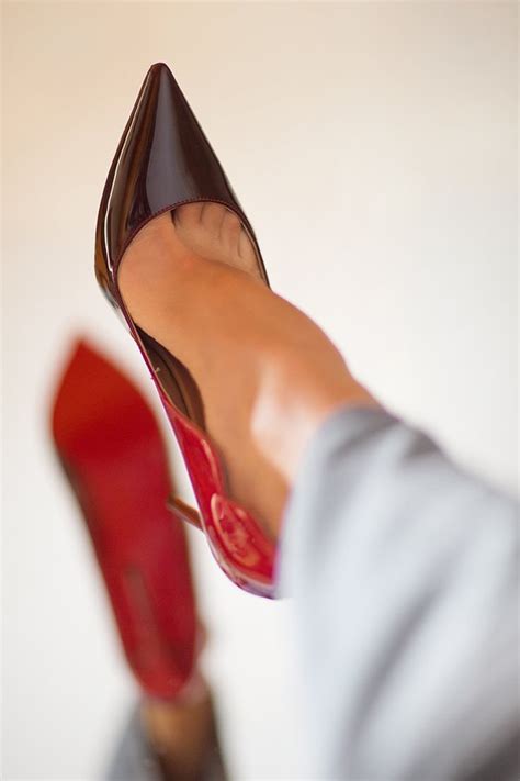 toe cleavage pumps|Toe Cleavage: Yay or Nay .